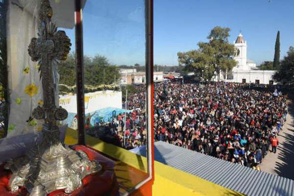 La fiesta grande del  Sentildeor de los Milagros de  Mailiacuten seraacute el 13 de mayo