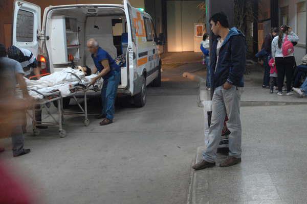 Violan a nintildea de 9 antildeos en el sur la abandonan en un corral y simulan un accidente