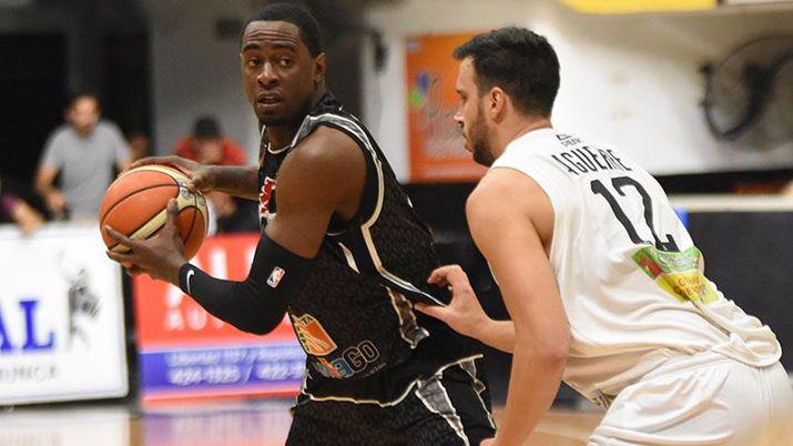 Oliacutempico cayoacute de local ante San Martiacuten de Corrientes