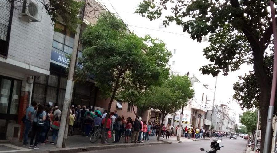 Anses atenderaacute hoy solo a quienes tengan turno