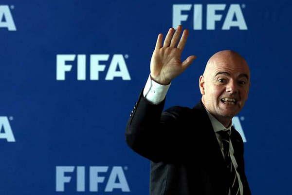 La Fifa aproboacute el uso  del VAR en el Mundial  