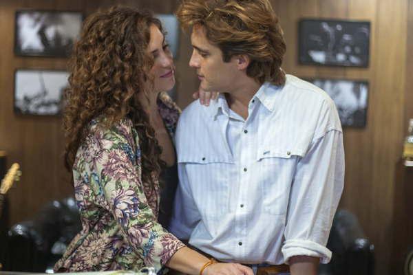 La vida de Luis Miguel ya comenzoacute a rodarse y estariacutea disponible este antildeo a traveacutes de Netflix 