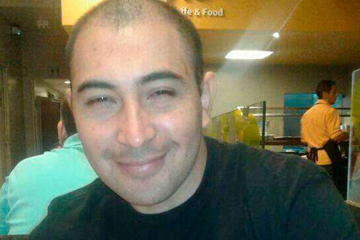 El cabo Marcelo Ruesja fue abordado por dos personas cuando circulaba por la autopista