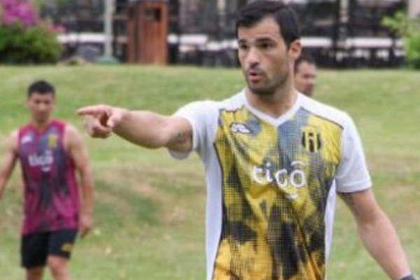 Echaron a Sebastiaacuten  Saja como DT de Guaraniacute