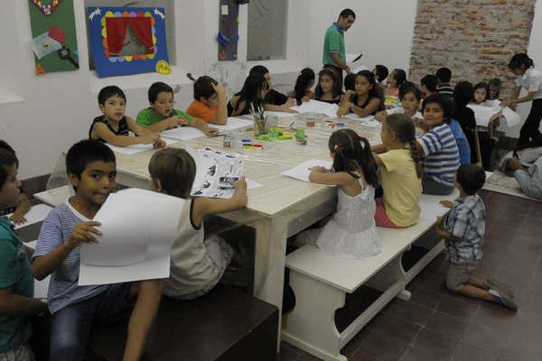 Daraacute comienzo hoy el taller infantil Artesaniacuteas de mi pago en el CCB 