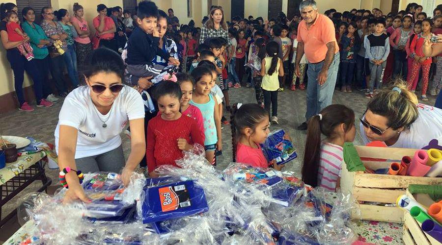 La Fundacioacuten Urunday repartioacute kits escolares en el interior