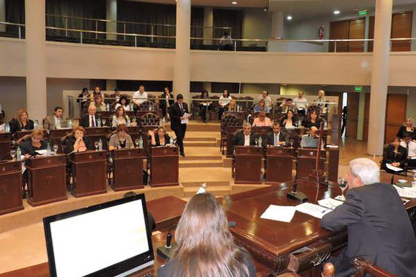 La lucha contra el narcomenudeo ya es  ley en nuestra provincia