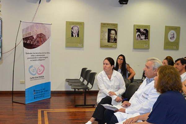 Capacitaraacuten al personal de enfermeriacutea de los centros de salud puacuteblica