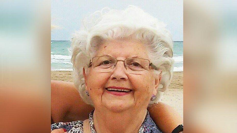 Tiene 87 antildeos y sus dibujos hechos en Paint son furor en Internet