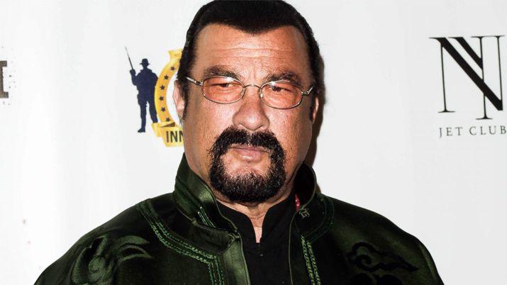 Dos actrices acusaron a Steven Segal de violacioacuten y abuso de menores