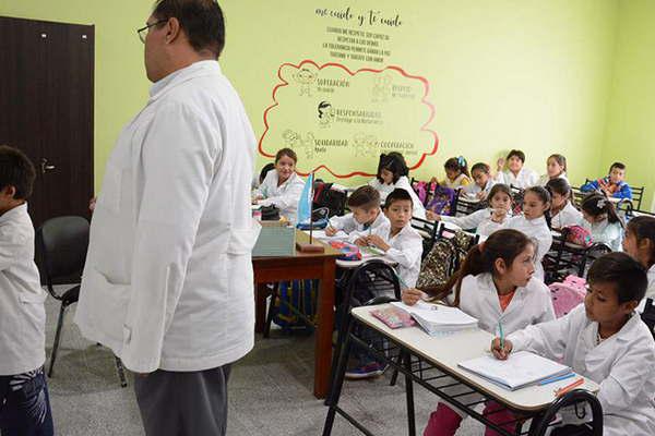 Pruebas Aprender- los alumnos santiaguentildeos mejoraron su desempentildeo en la materia Lengua 