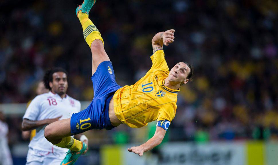 Zlatan Ibrahimovic deja Man United y ficha con el Galaxy
