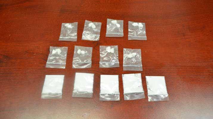 Dos detenidos y un proacutefugo en operativo antinarco en Las Termas