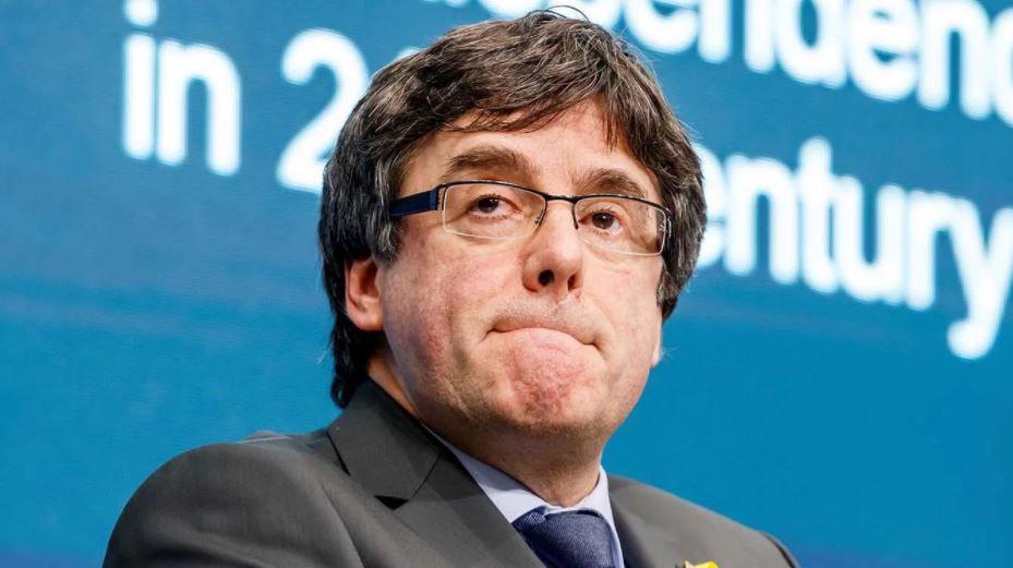 Detienen al proacutefugo ex presidente catalaacuten Carles Puigdemont