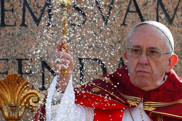El Papa llamoacute a los joacutevenes a no dejarse silenciar