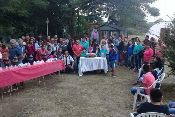 Pobladores festejaron los 52 antildeos del traslado de la antigua Villa Riacuteo Hondo