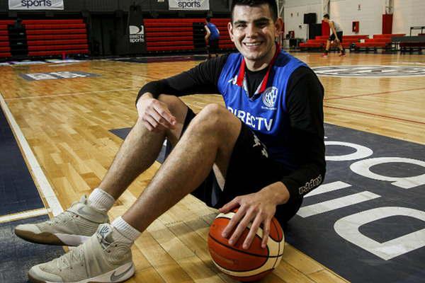 Tortuga Deck negoacute estar de novio con Marian Farjat