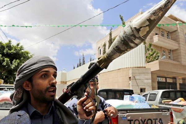 Iraacuten negoacute vender misiles a los rebeldes de Yemen