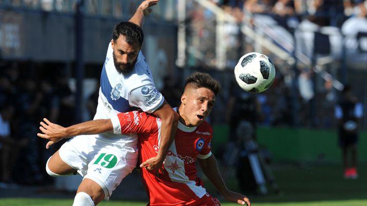 Argentinos arrasoacute con Gimnasia y Esgrima de La Plata