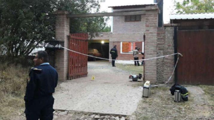 Un joven matoacute a su padre a puntildealadas por orden del diablo