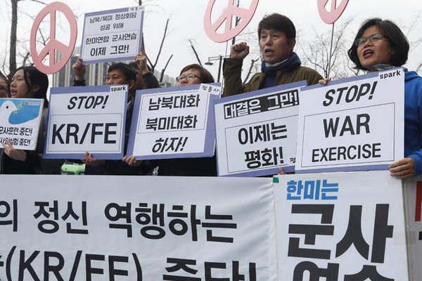 Seuacutel y Washington hacen maniobras militares en pleno deshielo en la relacioacuten con Corea del Norte