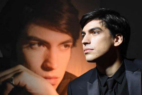 Sullivan revivioacute a Sandro y se quedoacute con su piel