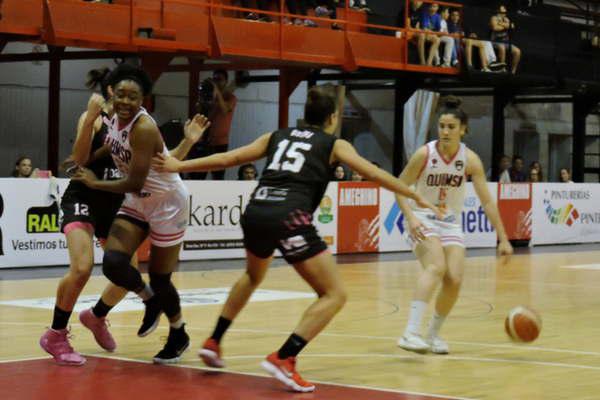 Quimsa sigue de racha y quedoacute como uacutenico puntero