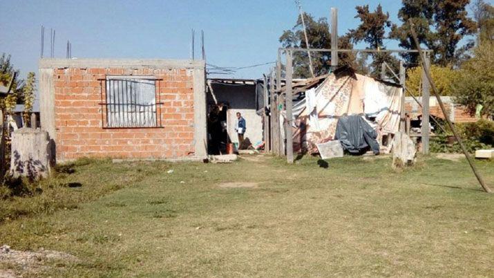 Molesto por el llanto de sus gemelas las mató y calcinó