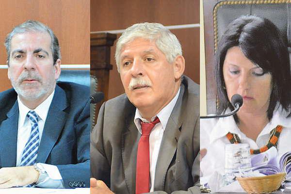 Juzgan a pastor acusado de abusar de un adolescente en la casa parroquial