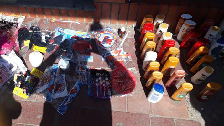 Detienen a dos mecheras y a su hermano menor que actuaba de coacutemplice