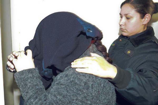 Cae una municipal por muerte de una mujer en aborto ilegal