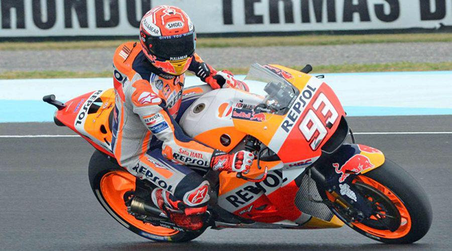 El campeoacuten arrancoacute con todo