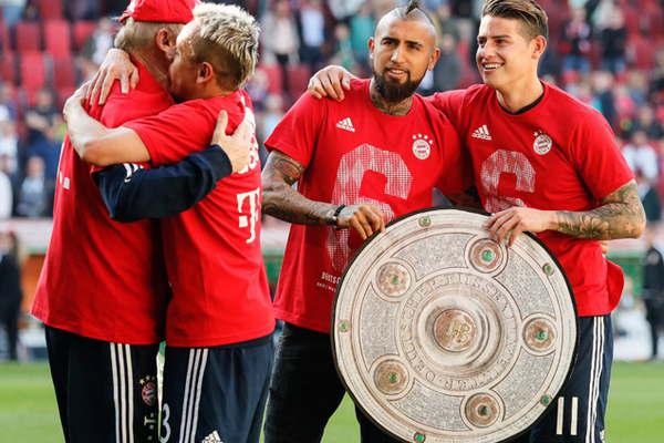Bayern Munich logroacute su sexto tiacutetulo consecutivo en Alemania 