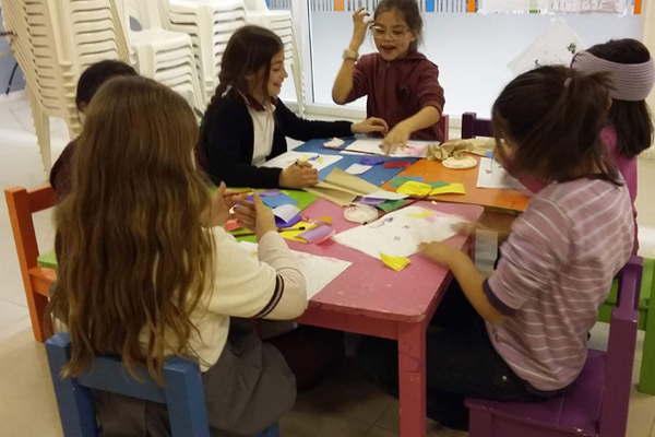 El libro maacutegico seraacute la temaacutetica de un nuevo taller infantil en el CCB 