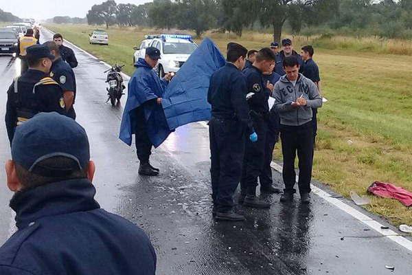 Motociclista chocoacute de frente con una camioneta y fallecioacute en el instante 