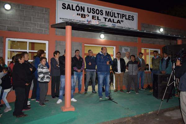 Habilitan un saloacuten de usos muacuteltiples para los vecinos del barrio El Tala
