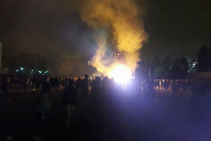 Los v�ndalos incendiaron parte del escenario en el club tucumano donde debía actuar Viejas Locas