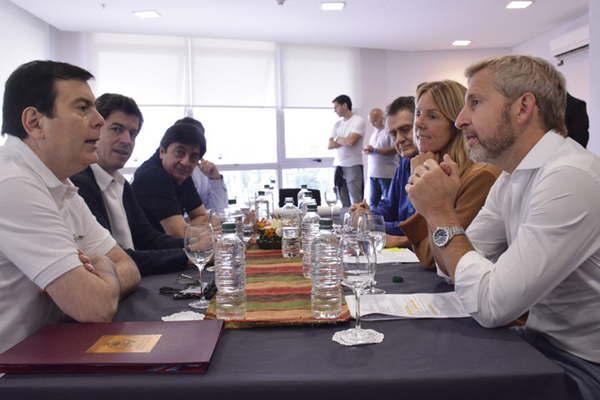 Zamora y Frigerio habilitan obra sanitaria estrateacutegica para Capital