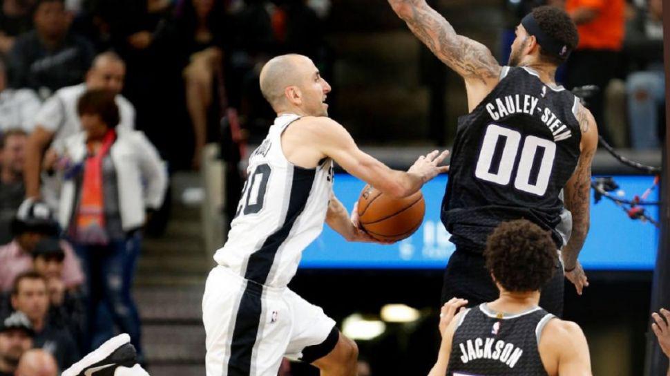 Manu Ginoacutebili brilloacute y los Spurs clasificaron