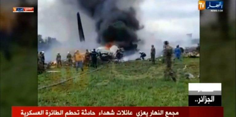 Se estrelloacute un avioacuten militar y murieron al menos 250 soldados en Argelia