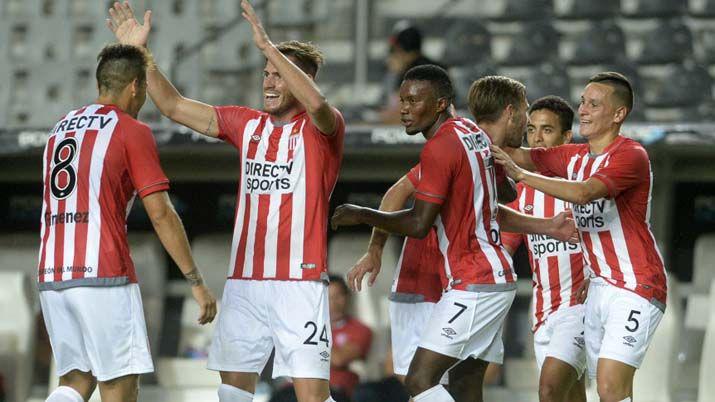 Estudiantes vencioacute por la miacutenima a Patronato