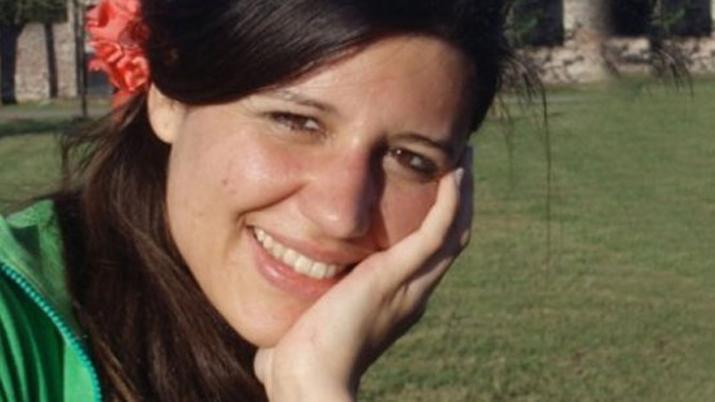 Una mujer afirma que su ex marido policiacutea secuestroacute a Mariacutea Cash