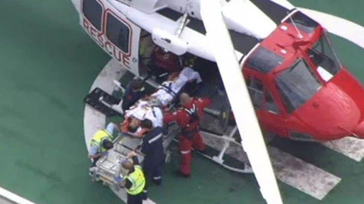 Australia- surfista argentino fue atacadopor un tiburón