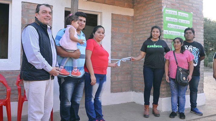 Continuacutea la entrega de viviendas sociales en Maco