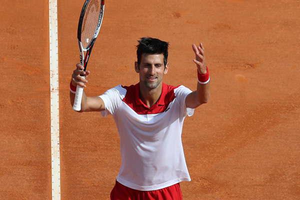 Djokovic ganoacute en su regreso a las canchas 