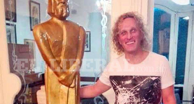 Luis Ventura eligioacute a un santiaguentildeo para ensentildear teatro en APTRA