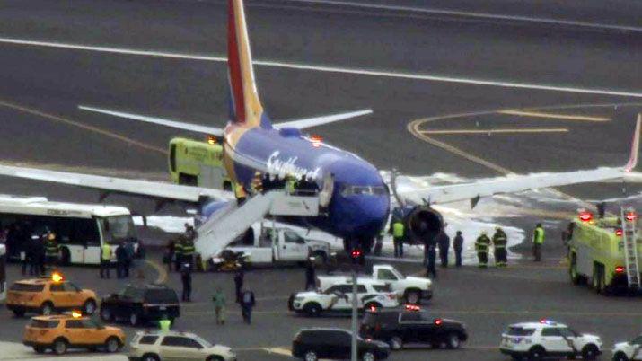 Explotoacute el motor de un avioacuten y murioacute una persona