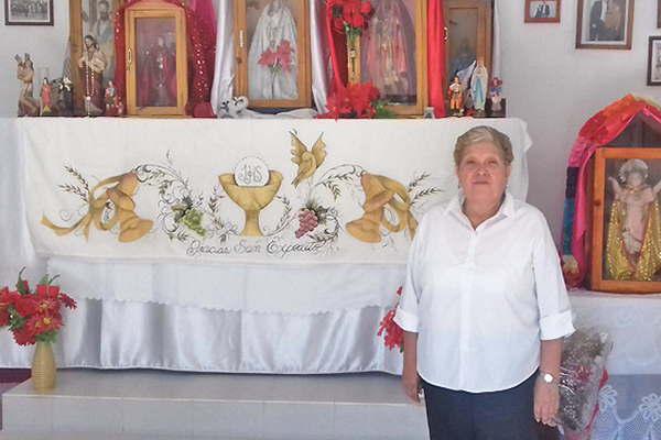 Mantildeana los fieles y devotos honraraacuten en su fiesta patronal a San Expedito