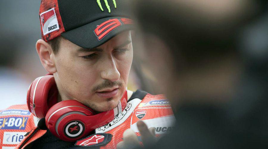 Lorenzo- Por ahora solo podemos mejorar la electroacutenica