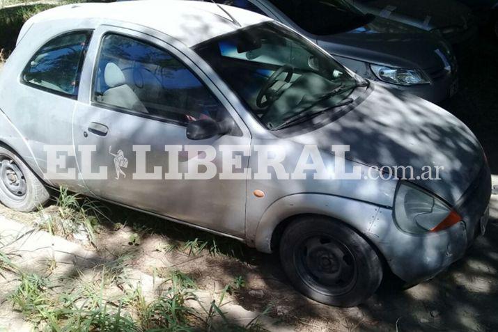 El automóvil fue secuestrado por los efectivos de Sustracción de Automotores por disposición de la Justicia